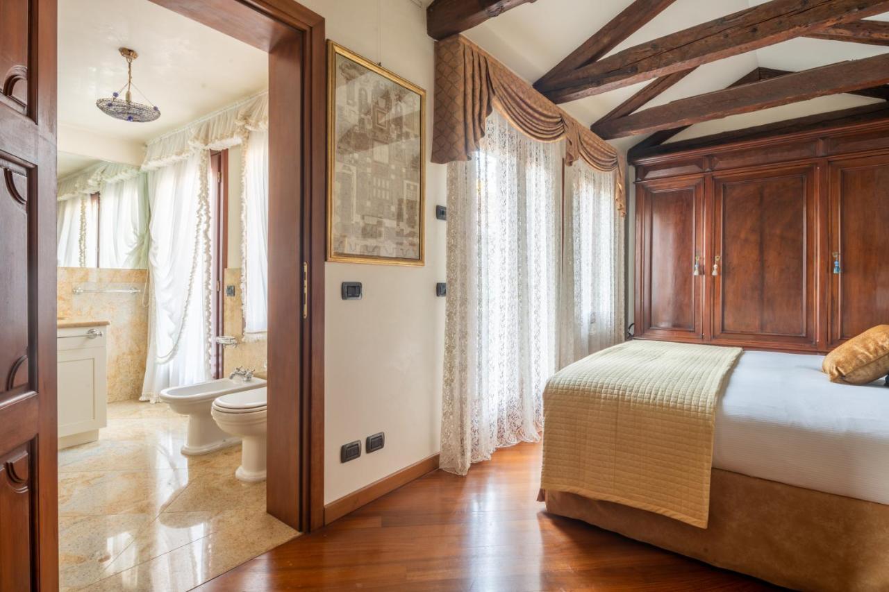 Apartament Garden Mansion With Private Mooring R&R Wenecja Zewnętrze zdjęcie