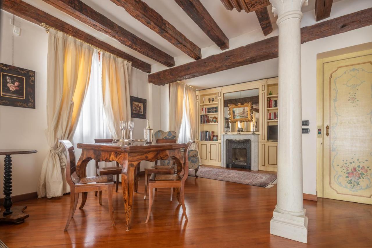 Apartament Garden Mansion With Private Mooring R&R Wenecja Zewnętrze zdjęcie